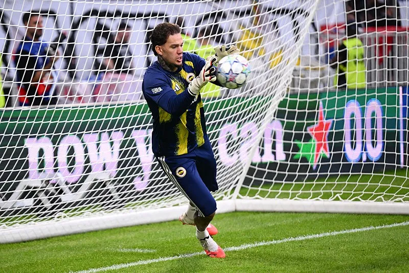 Ederson’dan milli takım kararı! Brezilya kampı yerine Fenerbahçe’de kalacak