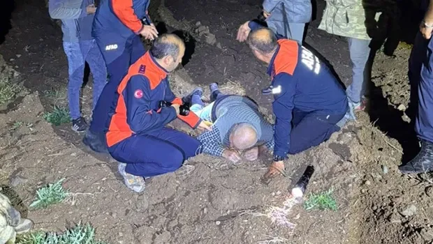 Endişe dolu saatler: Kaybolan yaşlı adam dağda uyurken bulundu