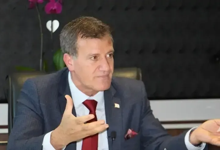 Erhan Arıklı kimdir, nereli ve kaç yaşında? KKTC Ulaştırma Bakanı Erhan Arıklı görevden alındı