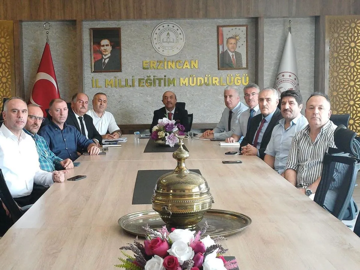 Erzincan'da İmam Hatip Okulları Yöneticileri İstişare Toplantısı Gerçekleştirildi