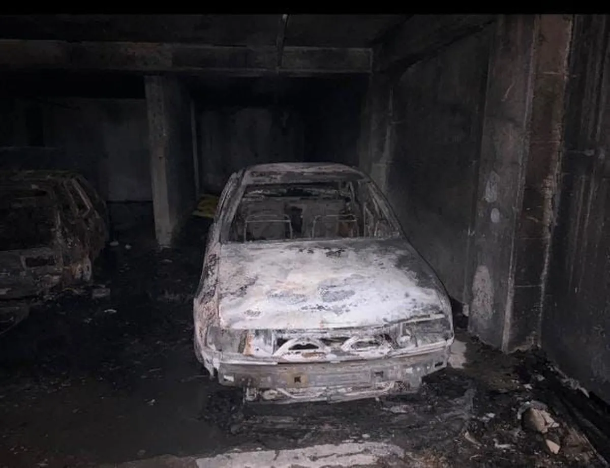 Esenyurt'ta otopark yangını: 42 kişi dumandan etkilendi