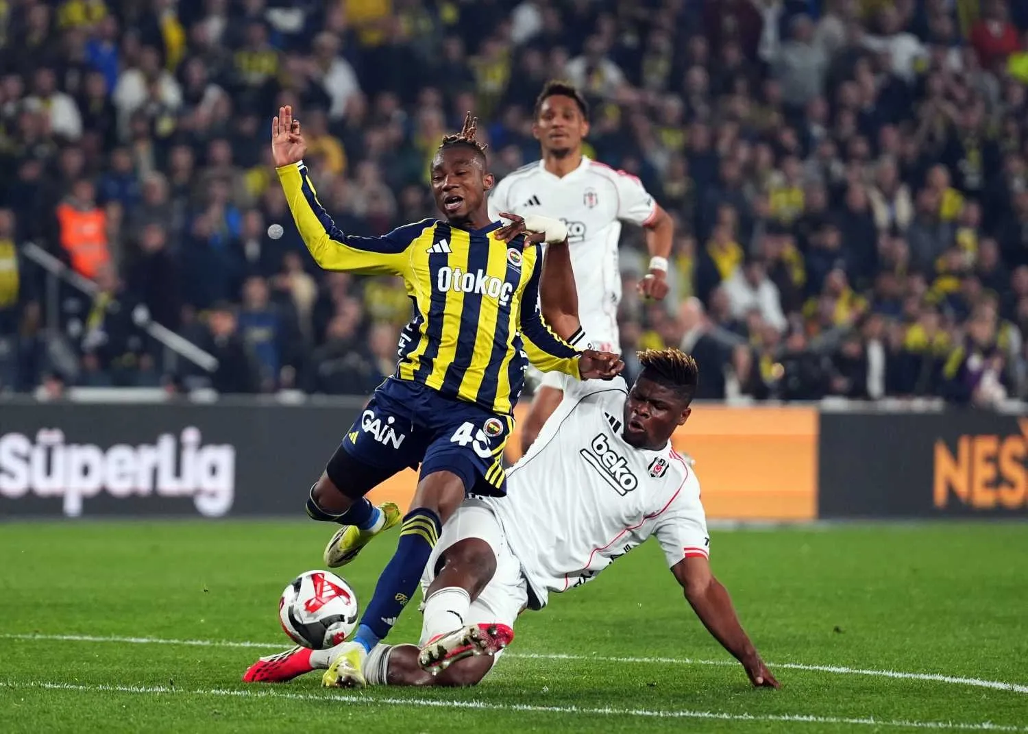 Fenerbahçe ile Beşiktaş, ligdeki son 7 derbide berabere kalmadı!