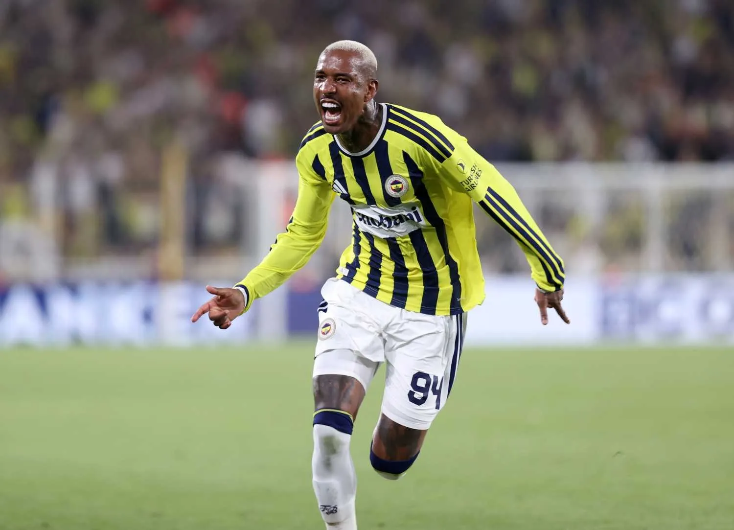 Fenerbahçe'de Anderson Talisca pes etti! Transferde son durum