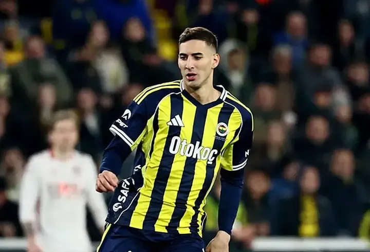 Fenerbahçe’de Mert Müldür şoku
