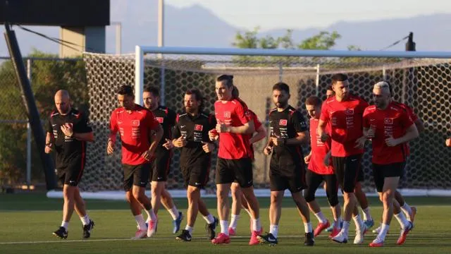 Futbolda milli mesai başlıyor