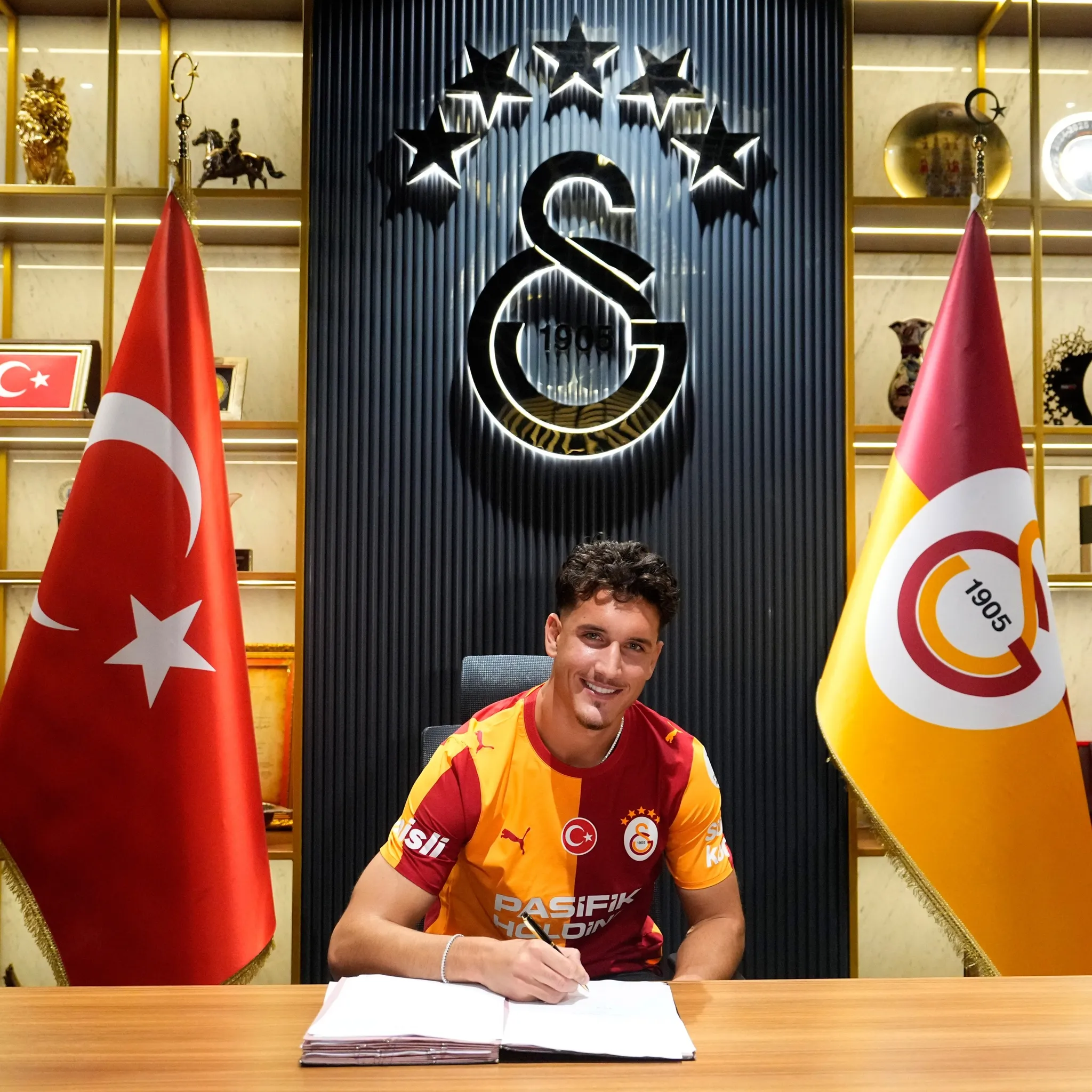 Galatasaray'da Deniz Gül transferinin detayları belli oldu!