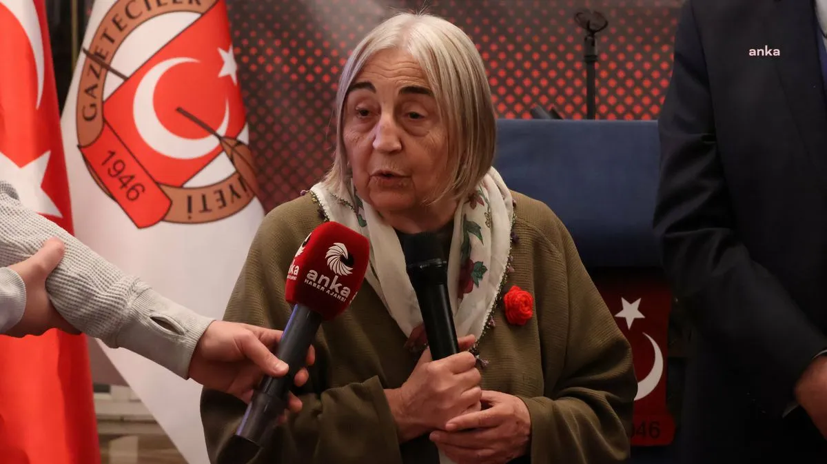 Gazeteci Şükran Soner yaşamını yitirdi