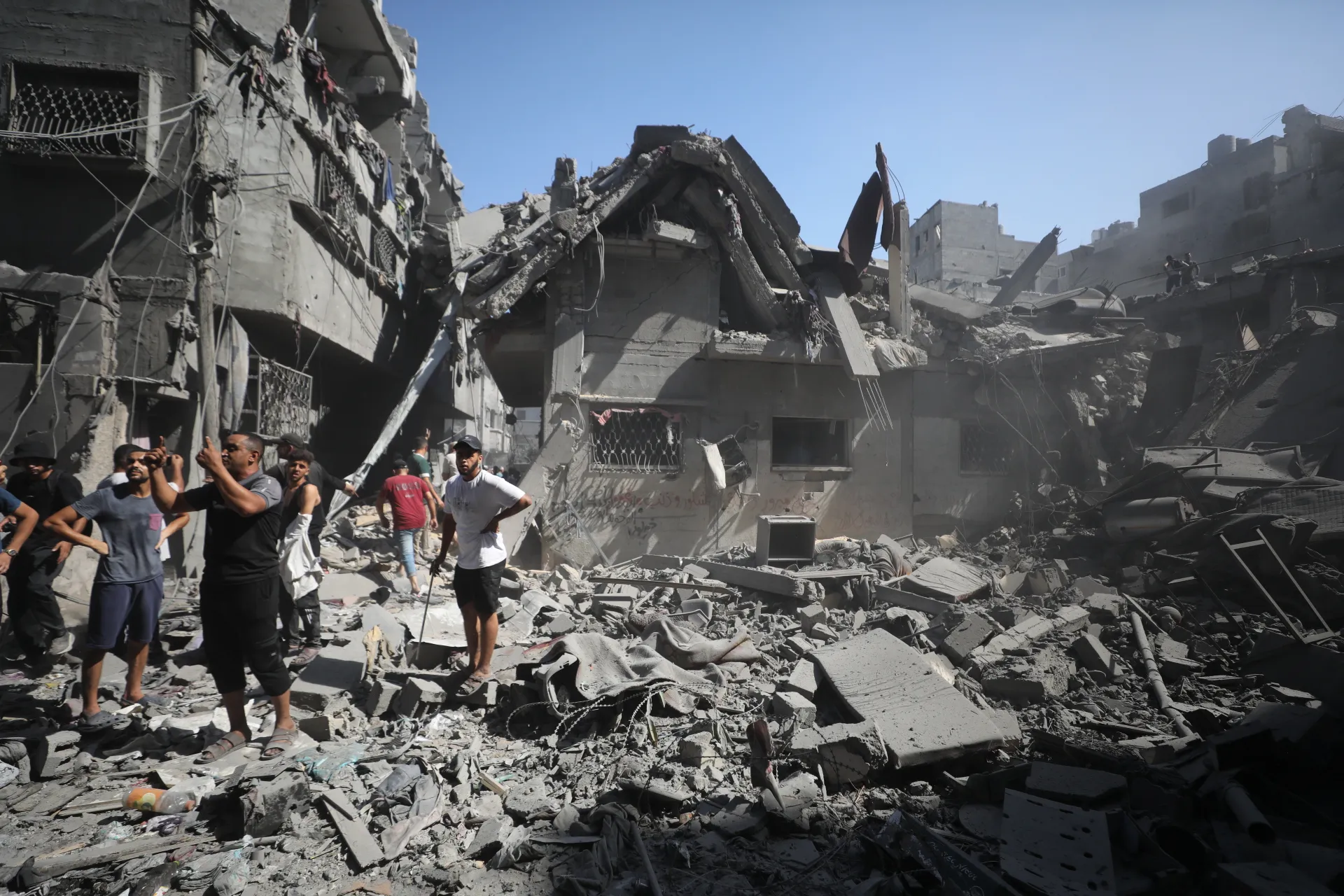 Gazze'de can kaybı 73 bin 821’e yükseldi