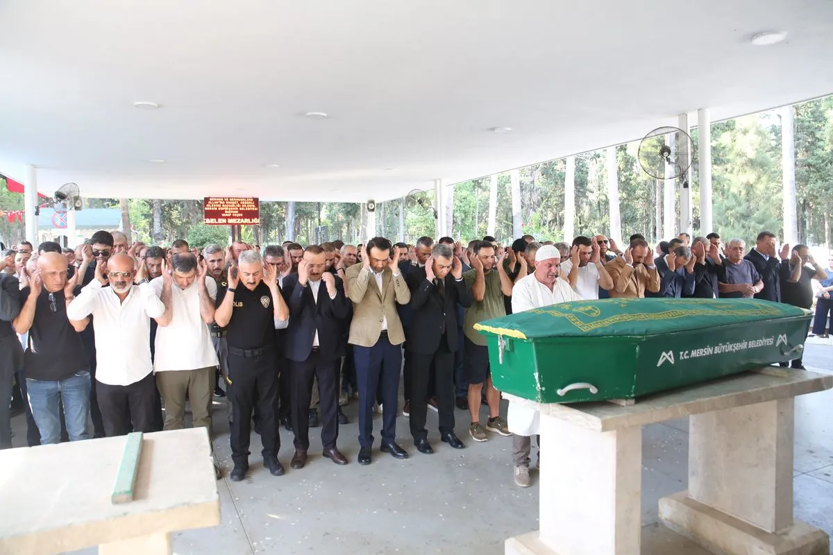 Girne'deki Gemi Kazasında Hayatını Kaybeden Reyhan Verim Mersin'de Toprağa Verildi