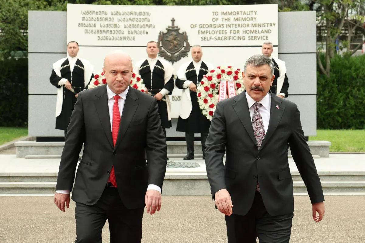 İçişleri Bakanı Çiftçi, Gürcistanlı mevkidaşı Tamazashvili ile görüştü