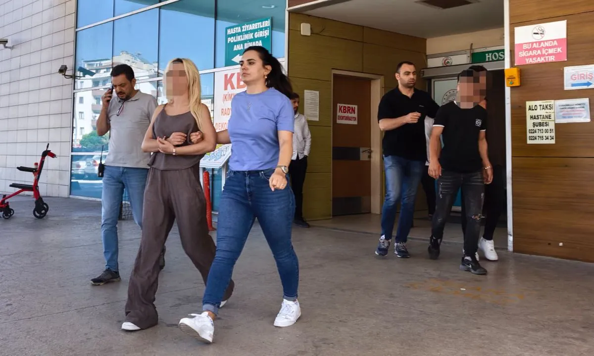 İnegöl'de kimlik avıyla banka hesabı açan dolandırıcılık çetesi çökertildi: 5 gözaltı, 500 bin TL ele geçirildi