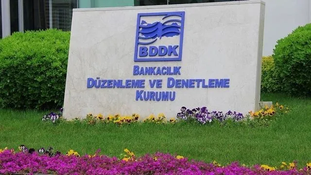 İran bankası Bank Mellat'ın Türkiye'deki faaliyet izni kaldırıldı