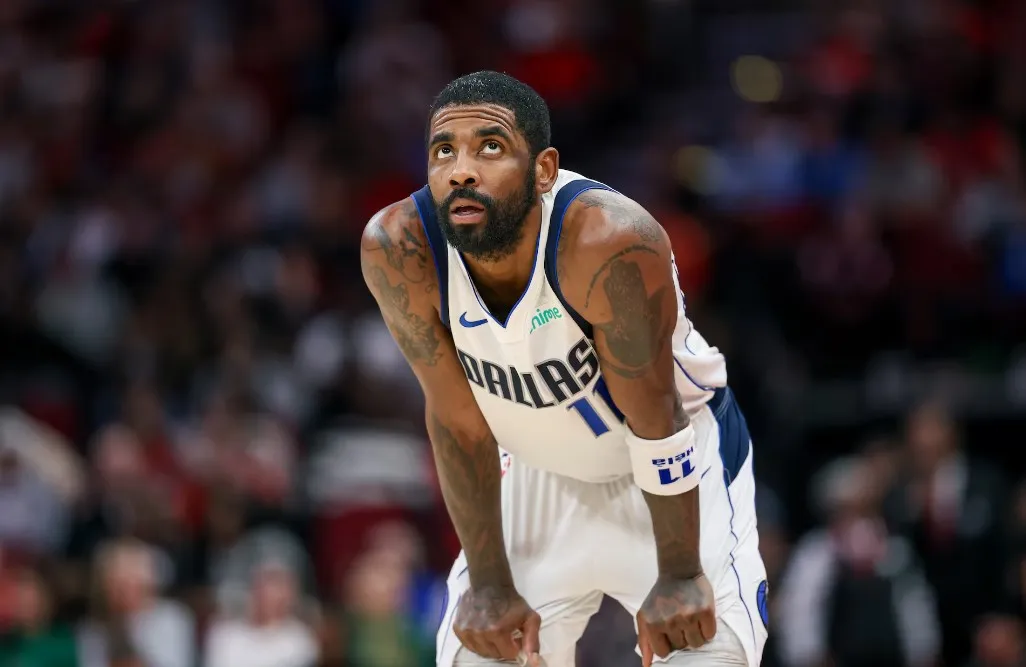 Irving, Gazze şehidini andığı için para cezası alan NFL oyuncusuna destek verdi