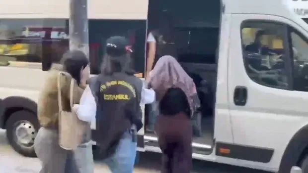 İstanbul’da masaj salonları ve fuhuş yapılan mekanlara operasyon: 31 kişi yakalandı