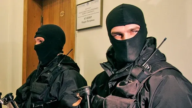 İstihbarat teşkilatları karşı karşıya! Kiev'de silahlı çatışma: 1 ölü 2 yaralı
