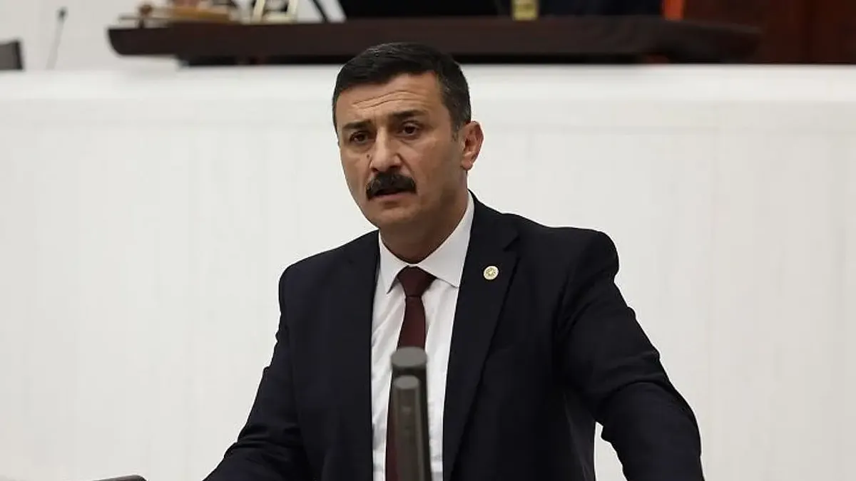İYİ Partili Türkoğlu, Katılımevim arazisinin KAP'a bildirilmediğini sordu