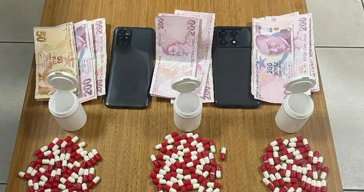İzmir'de 92 aranan yakalandı, 72 tutuklandı