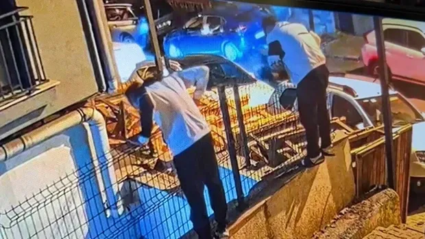 Kağıthane'de 26 yaşındaki genç kadının feci ölümü: Acı olay kamerada