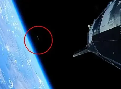 Kameraya takıldı, sonra kayboldu! Tarihi uçuşta büyük UFO gizemi: 'Hepimiz canlı yayında gördük'