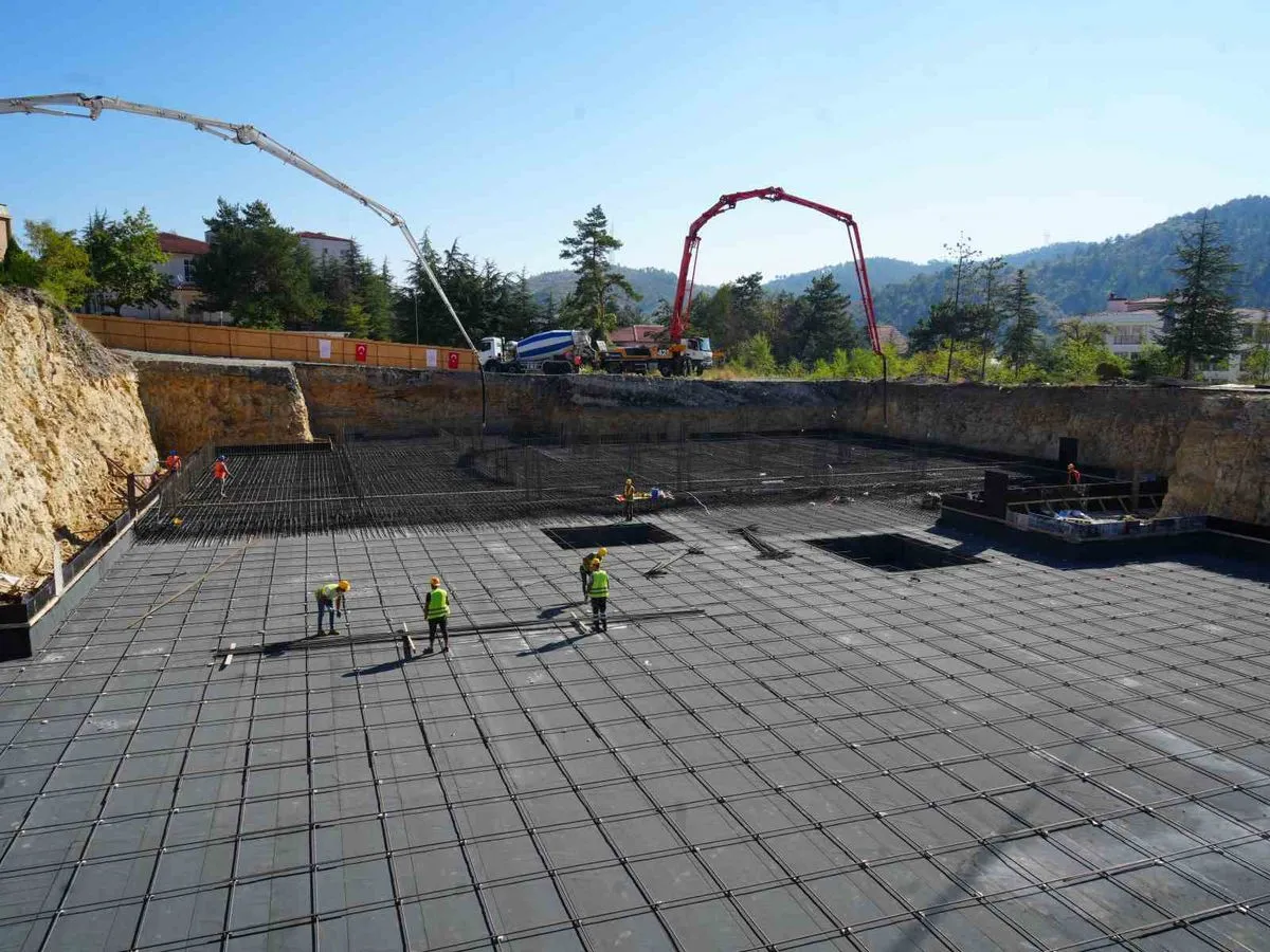 Kastamonu'ya 300 Milyon TL'lik Semt Polikliniği Temeli Atıldı