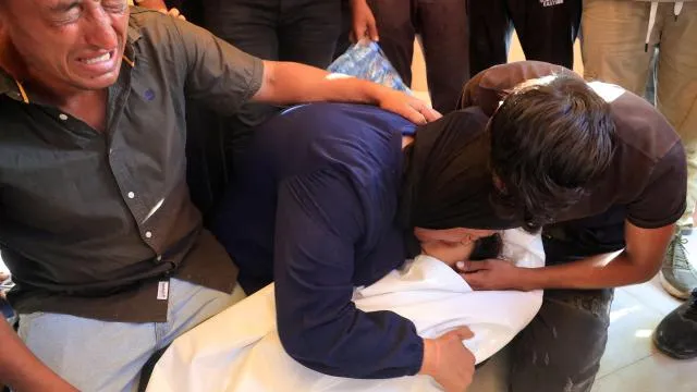 Katil İsrail'in Gazze saldırılarında can kaybı 74 bini aştı