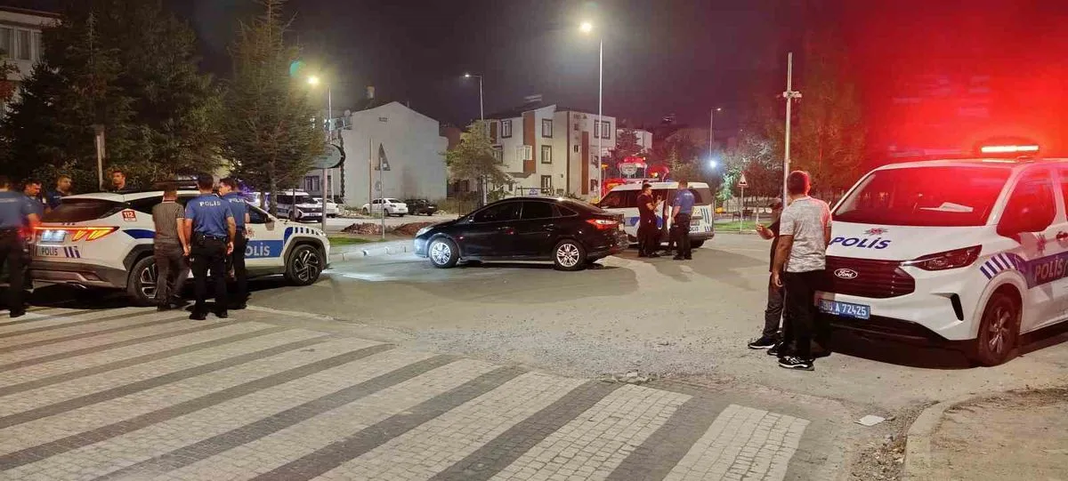 Kayseri'de Akraba Kavgası Kanlı Bitti: 24 Yaşındaki Genç Bıçaklandı