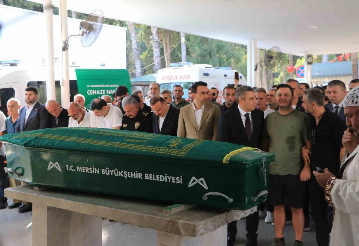 KKTC Feribot Faciası Kurbanı Reyhan Verim Mersin'de Son Yolculuğuna Uğurlandı