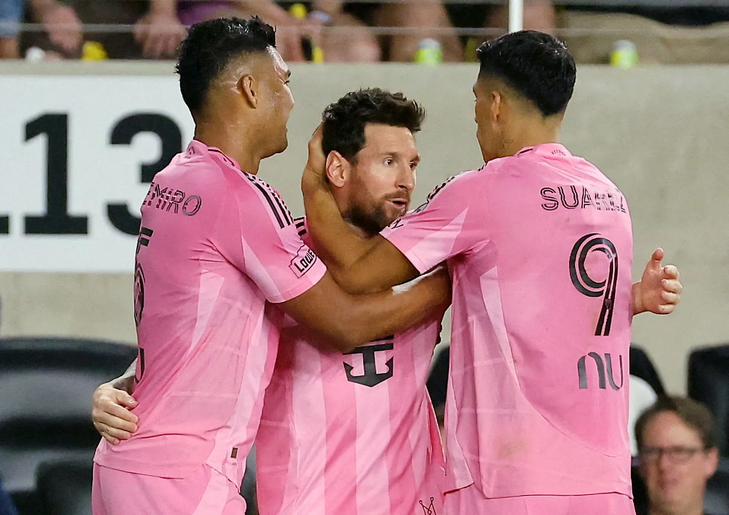 Lionel Messi'den muhteşem frikik golü. Rekora sadece 3 gol kaldı