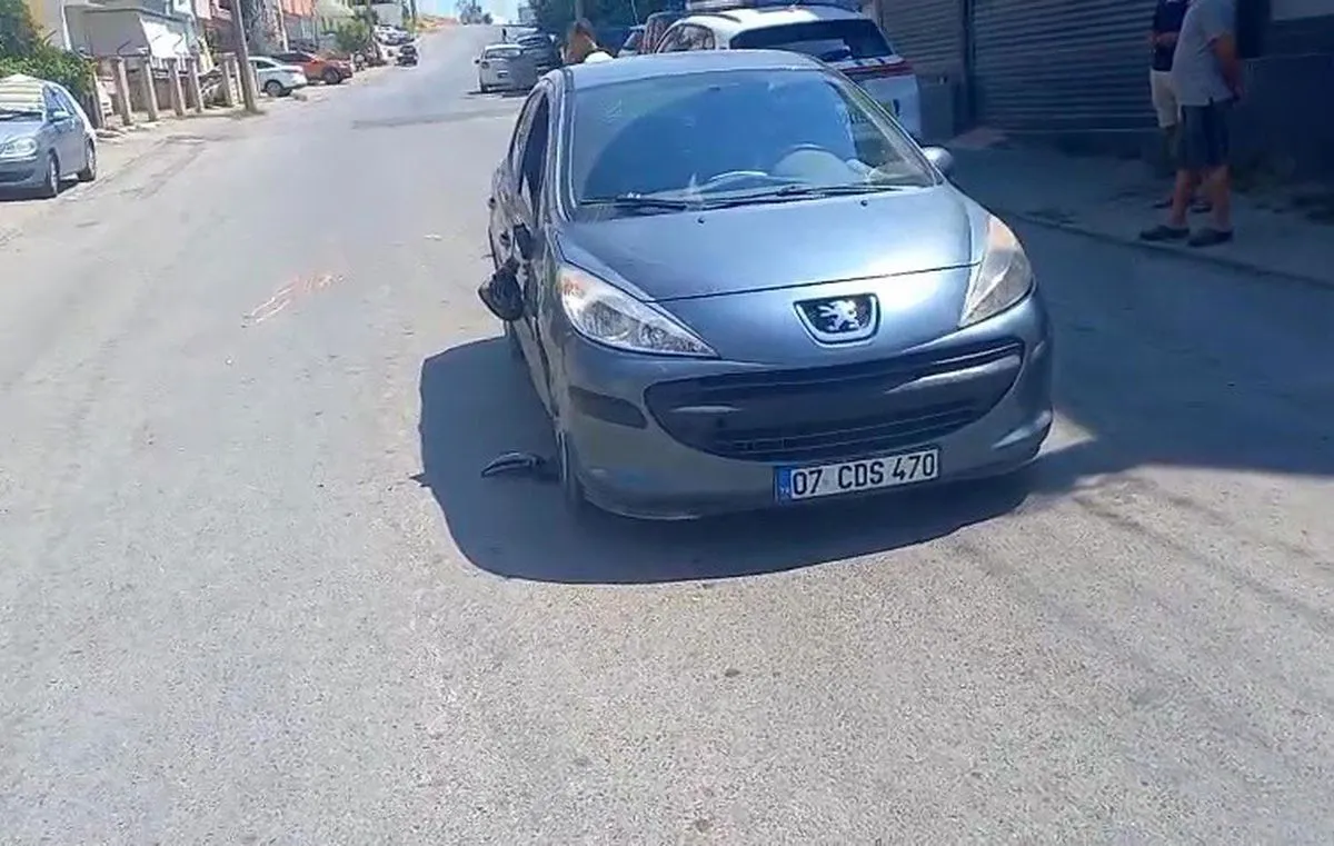 Manavgat'ta Yayaya Otomobil Çarptı: 1 Yaralı