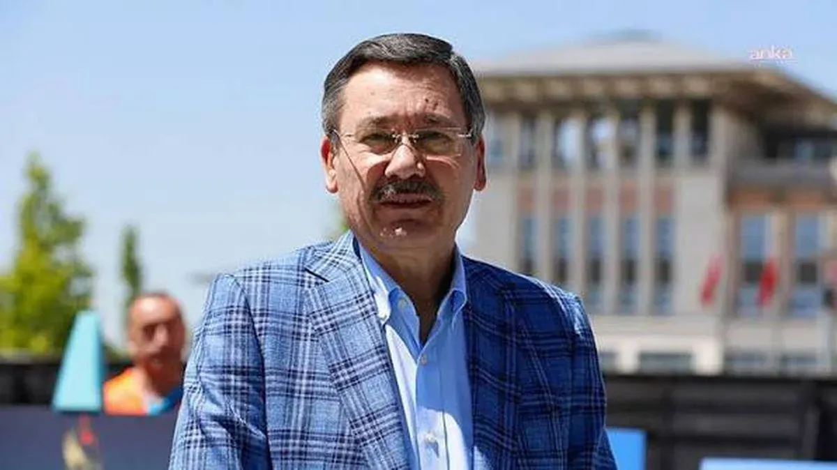 Melih Gökçek, “yurt dışına kayıt dışı para aktarımı” soruşturması kapsamında şüpheli olarak ifade verecek