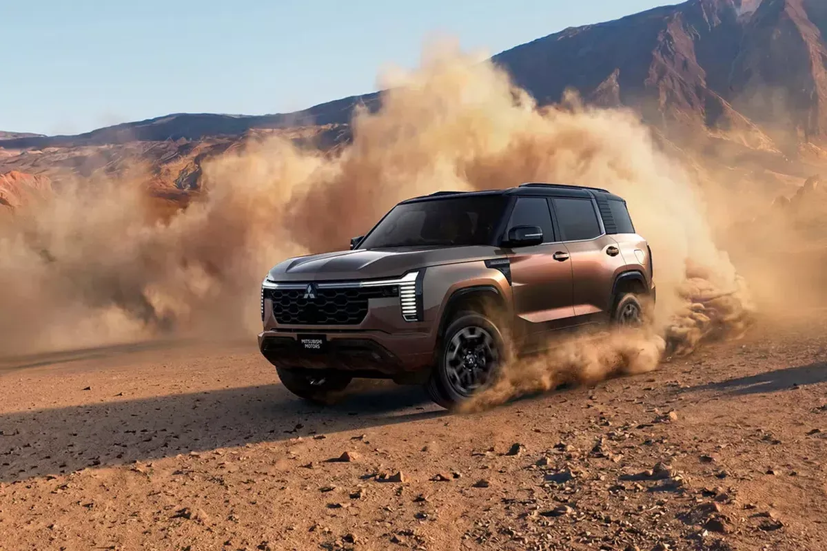 Mitsubishi Yeni Pajero'yu Tanıttı, Seri Yedi Yıl Sonra Yeniden Doğuyor