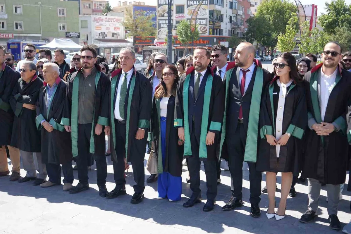 Niğde Barosu Başkanı Öztürk: Avukatlar Adil Yargılamanın Ayrılmaz Parçasıdır