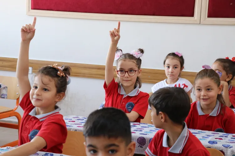 Okullar açılıyor, fiyatlar velileri düşündürüyor: Geçen yıla oranla yüzde 30 zam yapıldı