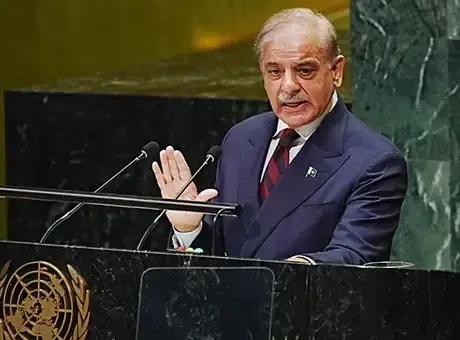 Pakistan Başbakanı Şerif'ten Orta Doğu'daki gerilimlere karşı ‘diplomasi’ mesajı