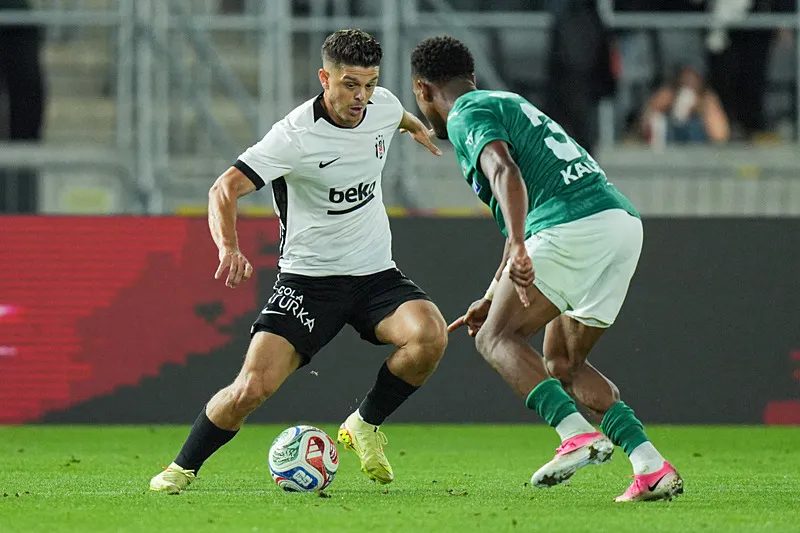 Rashica ayak diretiyor