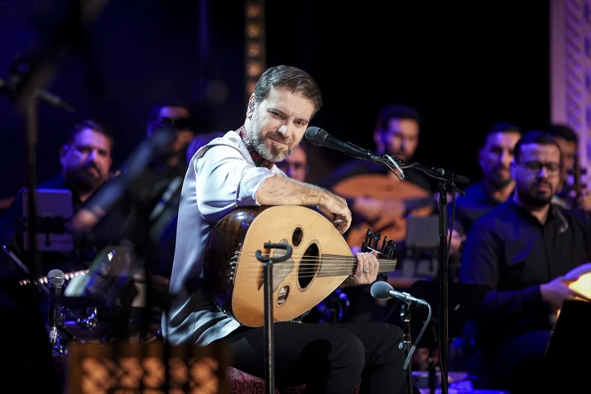 Sami Yusuf İstanbul'da konser verdi, eserini Filistin soykırımı kurbanlarına ithaf etti