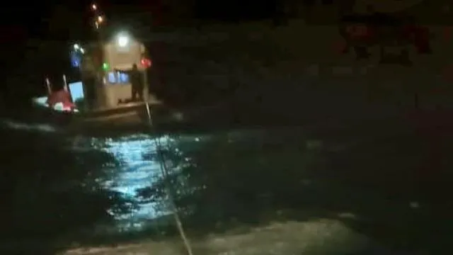Şile açıklarında sürüklenen teknedeki 3 kişi kurtarıldı