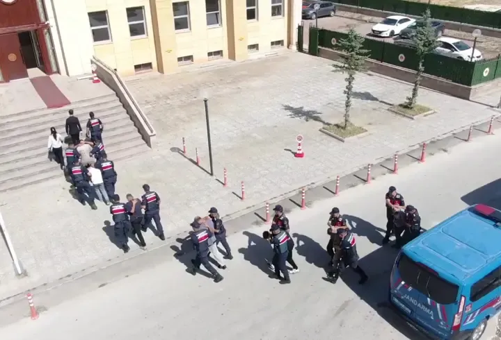 Sivas merkezli 7 ilde siber dolandırıcılık operasyonu: 5 tutuklama