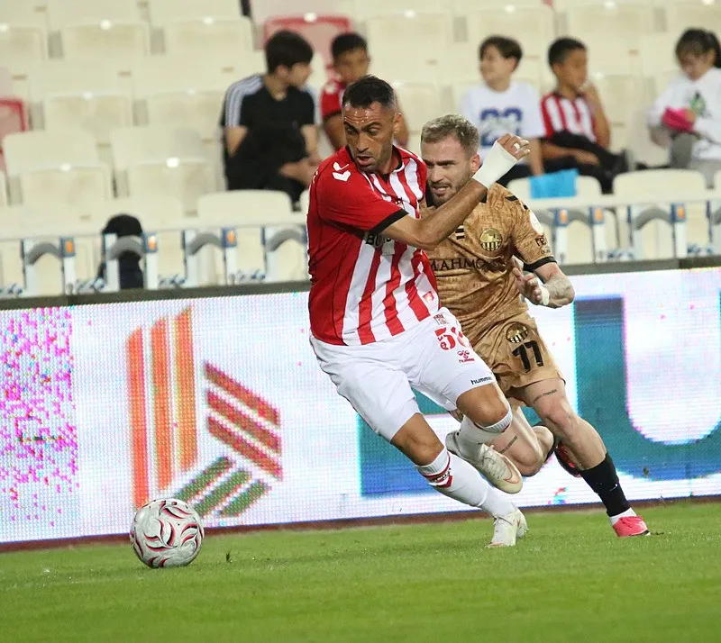 Sivasspor ve Mardin 1969 Spor puanları paylaştı!