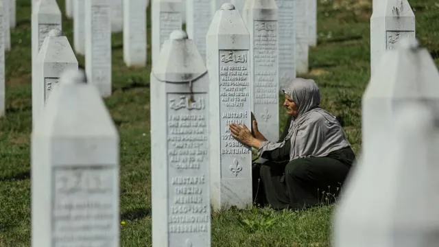 Srebrenitsa Anıt Merkezine 'Sırplar baskın yapılabilir' uyarısı