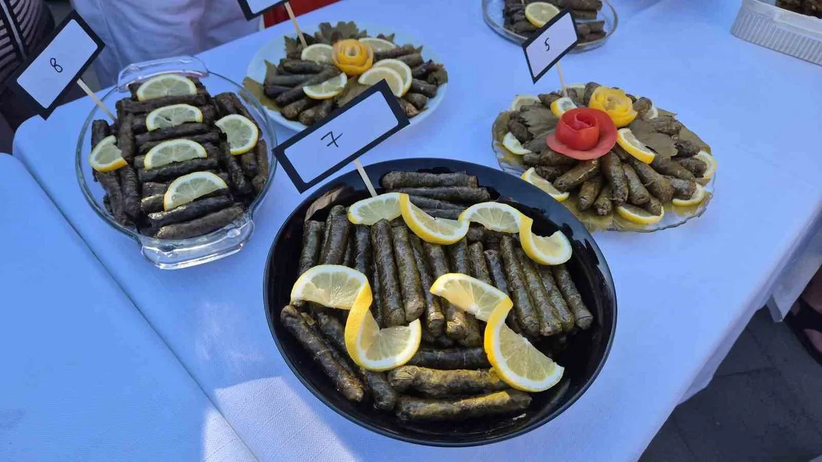 Süleymanpaşa'da Bağ Bozumu Şenliği'nde Sarma ve Tatlı Yarışması