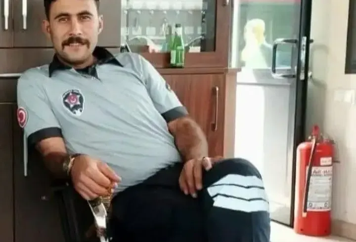 Tartıştığı akrabası tarafından bıçaklanarak öldürüldü- Yeniden
