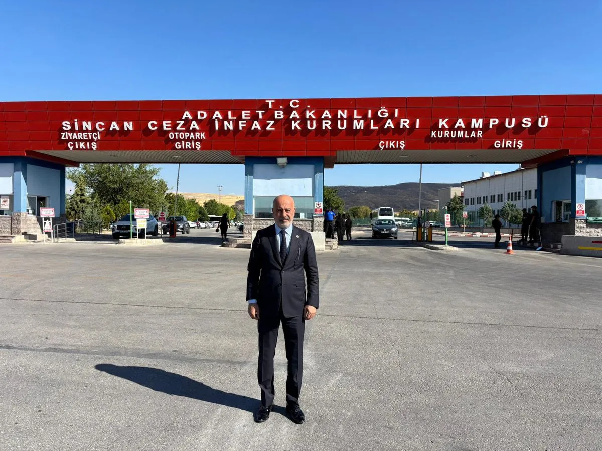 TBB'den Tutuklu Sendika Uzmanına Ziyaret: 'Hak Arama Özgürlüğü Anayasal Güvence Altında'