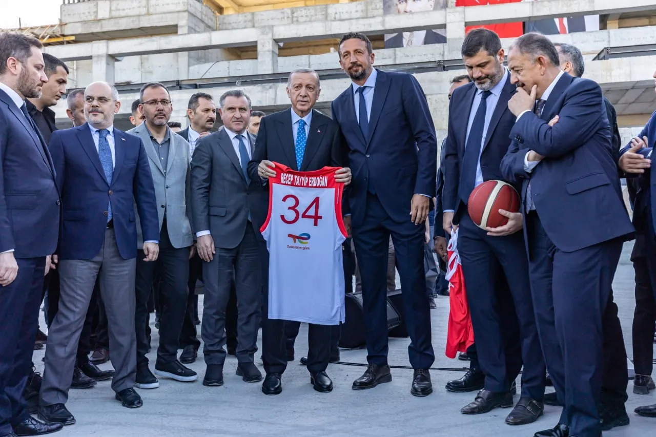 TBF Başkanı Hidayet Türkoğlu'ndan Başkan Recep Tayyip Erdoğan'a teşekkür mesajı