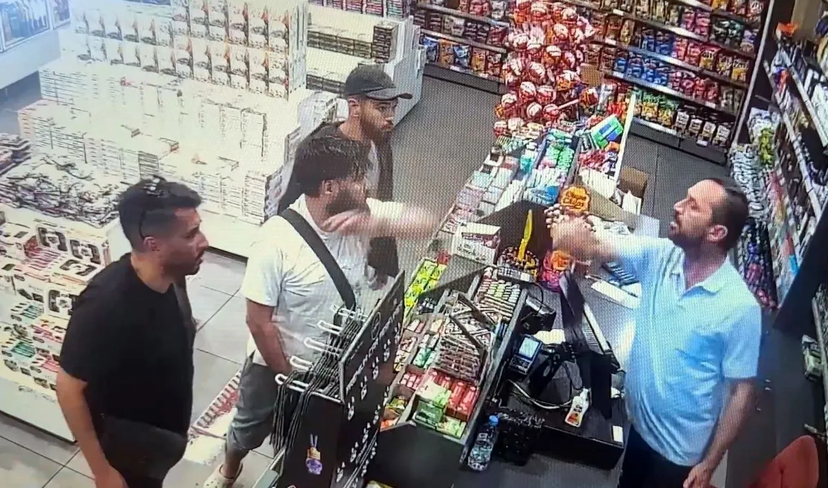 Tesiste dehşet: Araçla 2 çalışanı yaraladılar