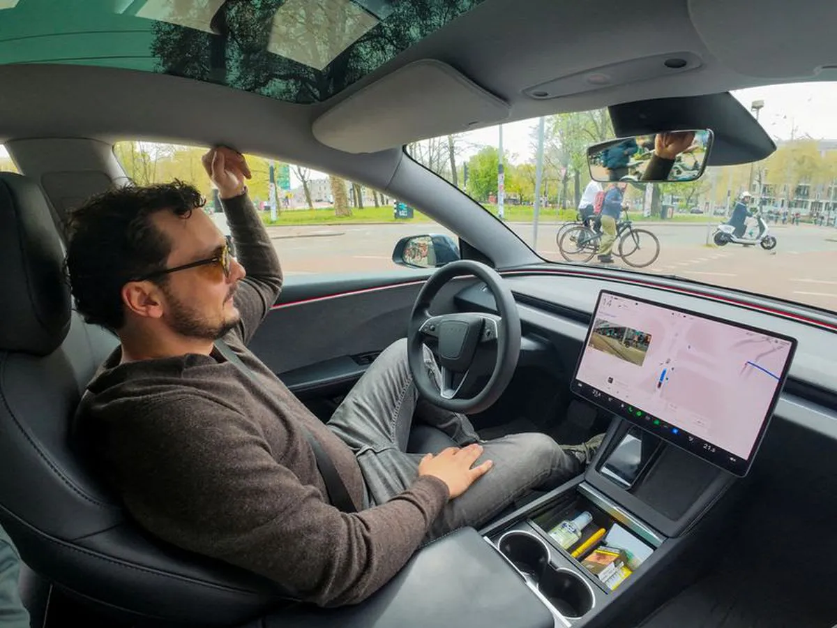 Tesla: FSD'li araçlar Avrupa'da 4,1 kat daha az kazaya karışıyor