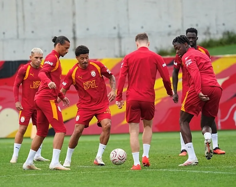 TRANSFER HABERİ: Galatasaray'da şok ayrılık gelişmesi! Sözlü tepkiyle karşılaştı ve...