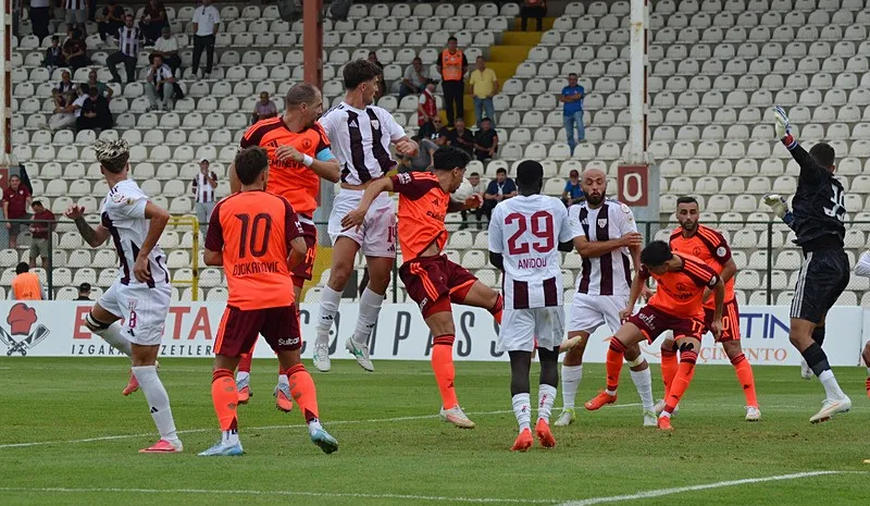 Ümraniyespor deplasmanda Bandırmaspor'u tek golle geçti! İşte maçın özeti