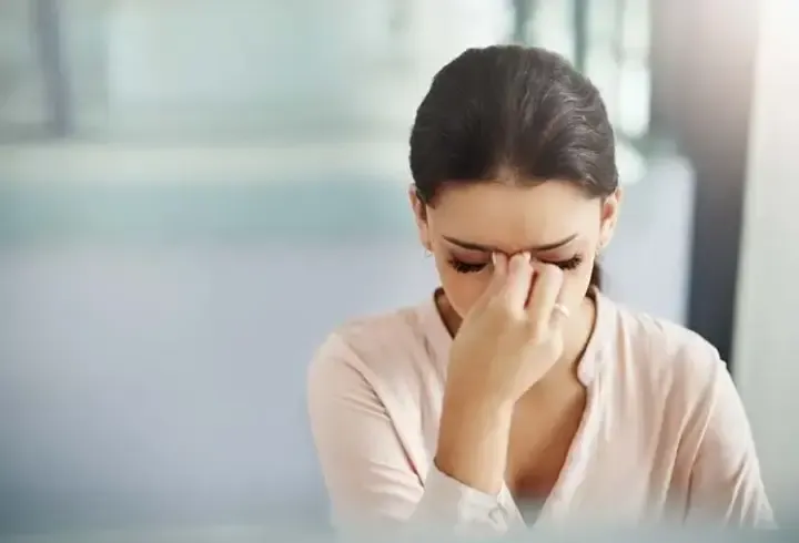 Vertigo sandığınız şey ağrısız migren çıkabilir!