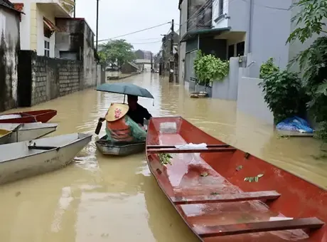 Vietnam'da sel felaketi! 2 binden fazla ev sular altında, hayvanlar telef oldu
